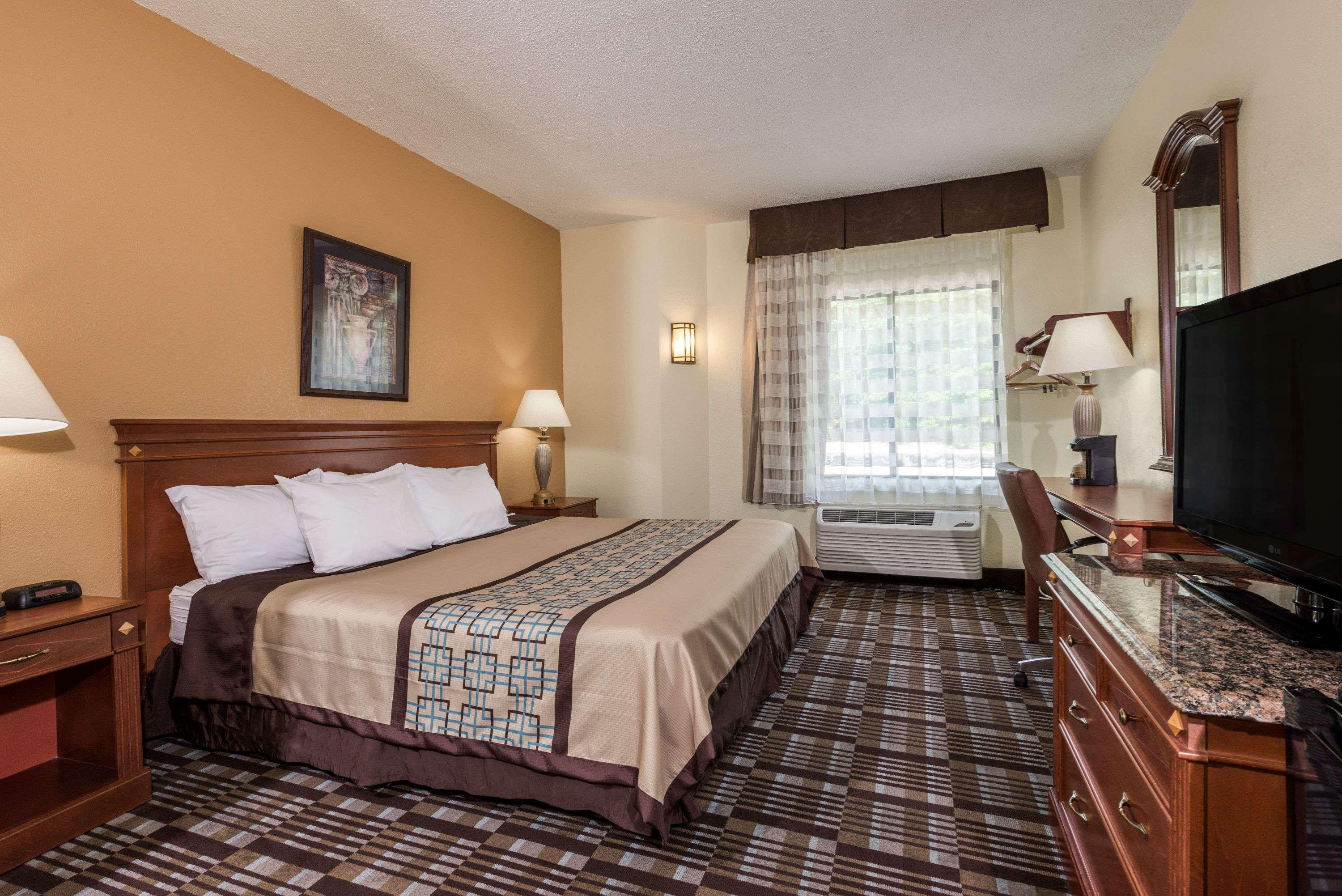 Days Inn By Wyndham Yadkinville Buitenkant foto